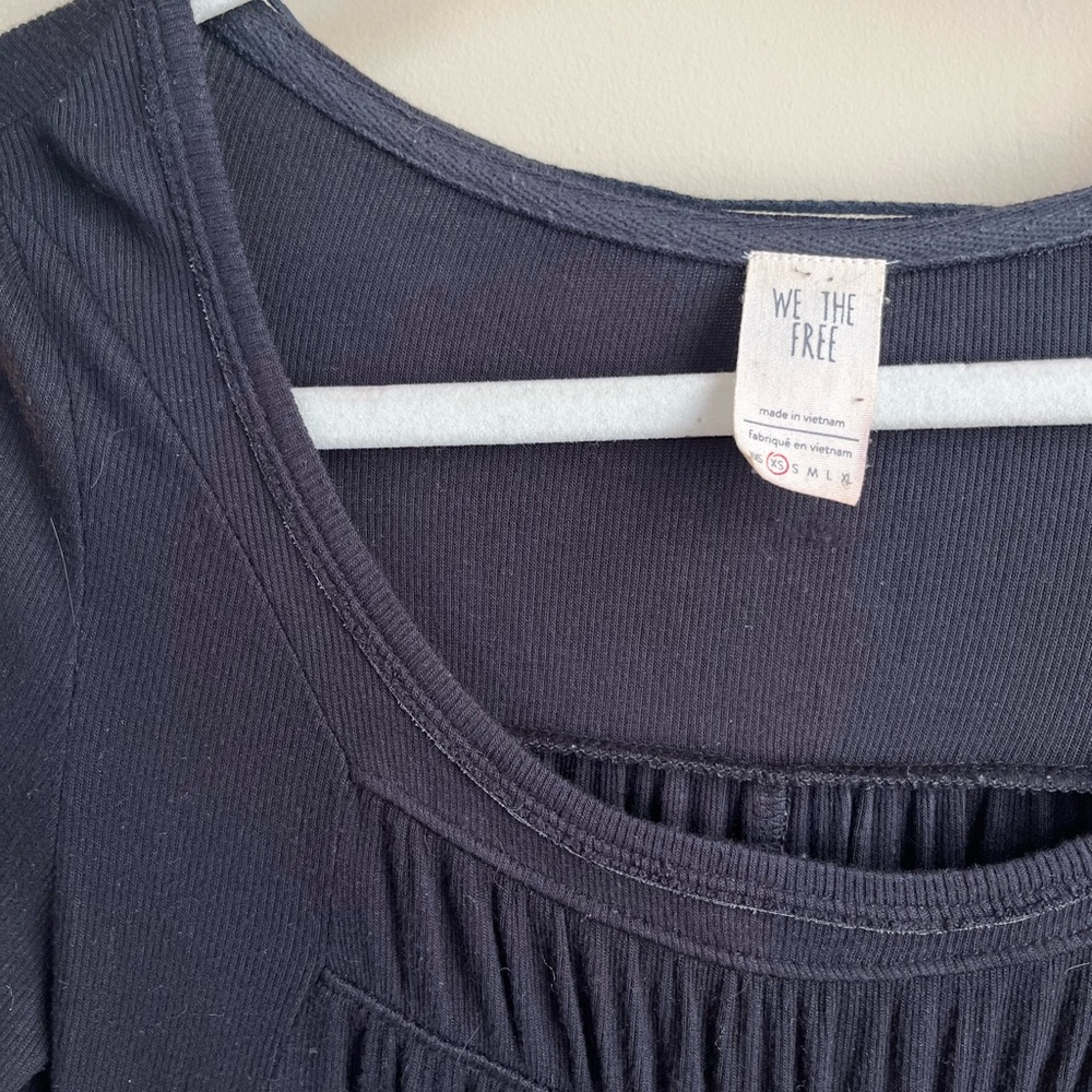 Free People basic - Picture 2 of 3